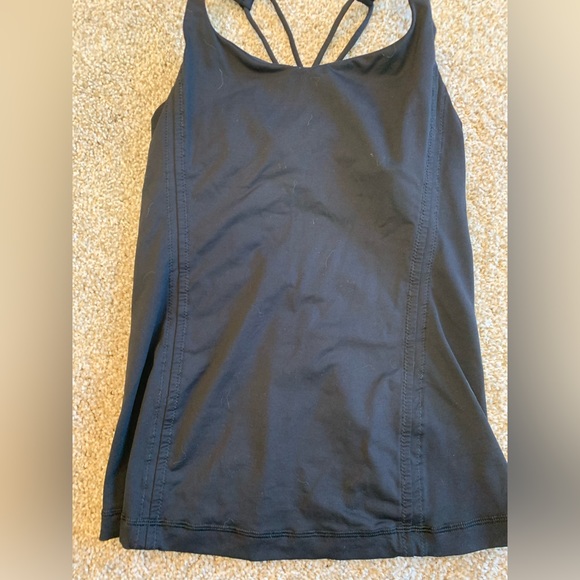 Lululemon black workout top size 4 - Picture 3 of 8